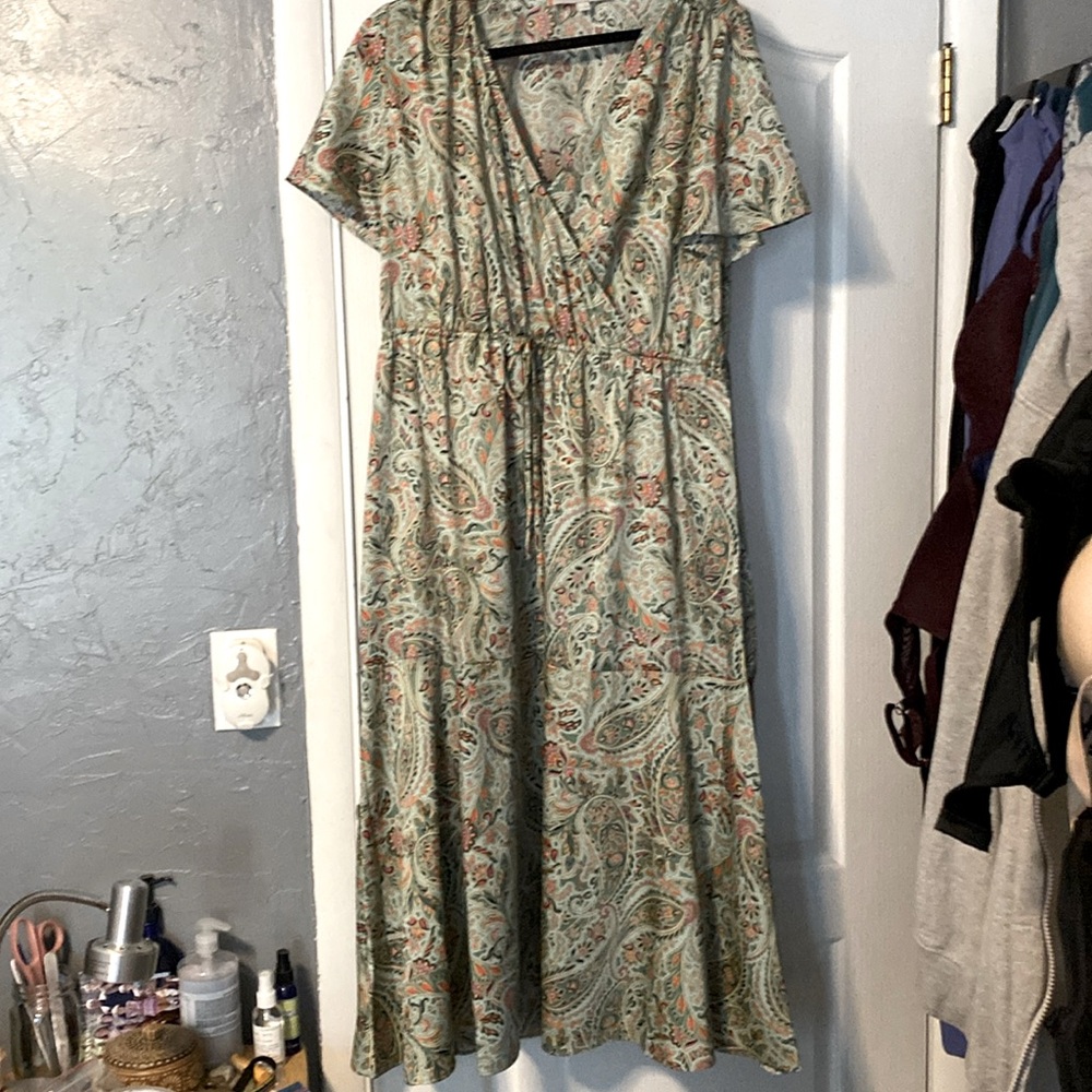 Loft Silk Like V- Neck Dress with Elastic waistband.